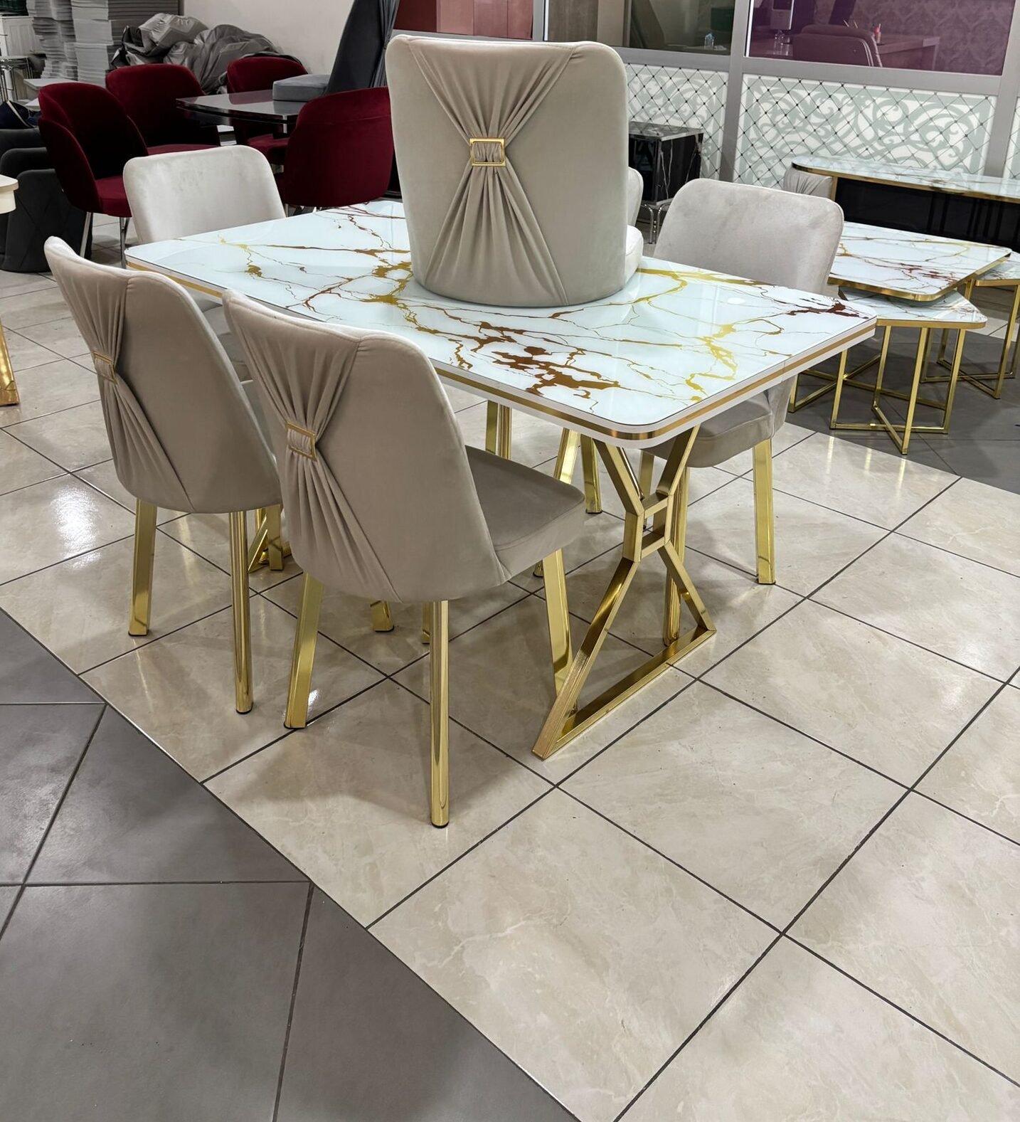 Package 1 Yarma Soffgrupp 3+3+1 + Tv bänk El kamin + Soffbord 5 ST. + Matbord med 6 stolar - Bild 12